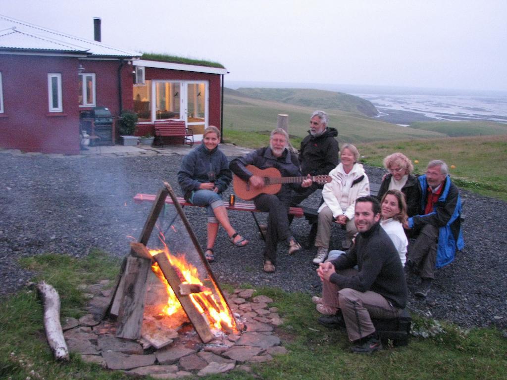 Gasthuis Hrifunes Guesthouse